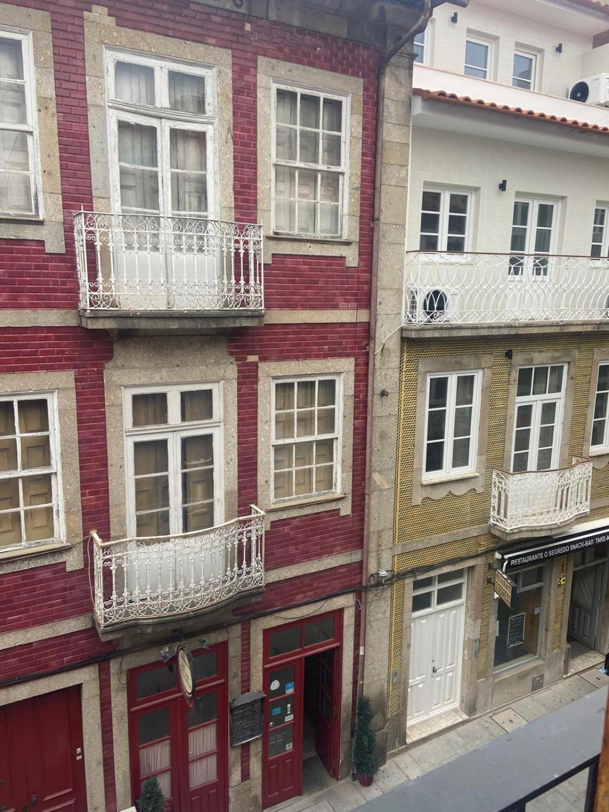 Rooms4You 2 In Historic Center Of Braga Esterno foto