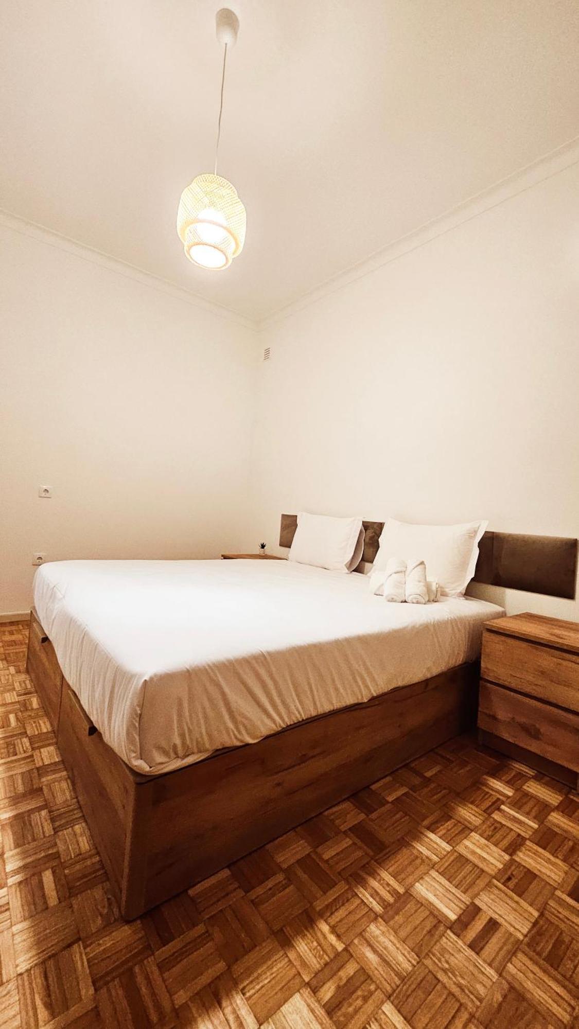 Rooms4You 2 In Historic Center Of Braga Esterno foto