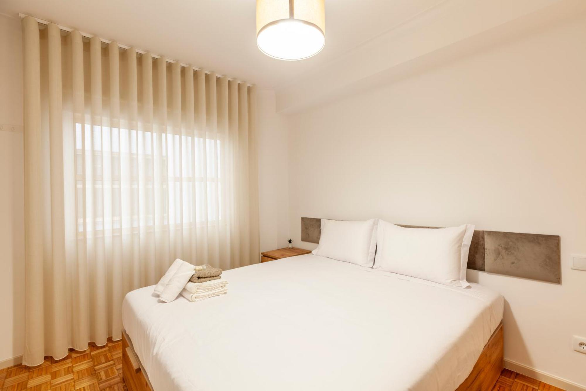 Rooms4You 2 In Historic Center Of Braga Esterno foto