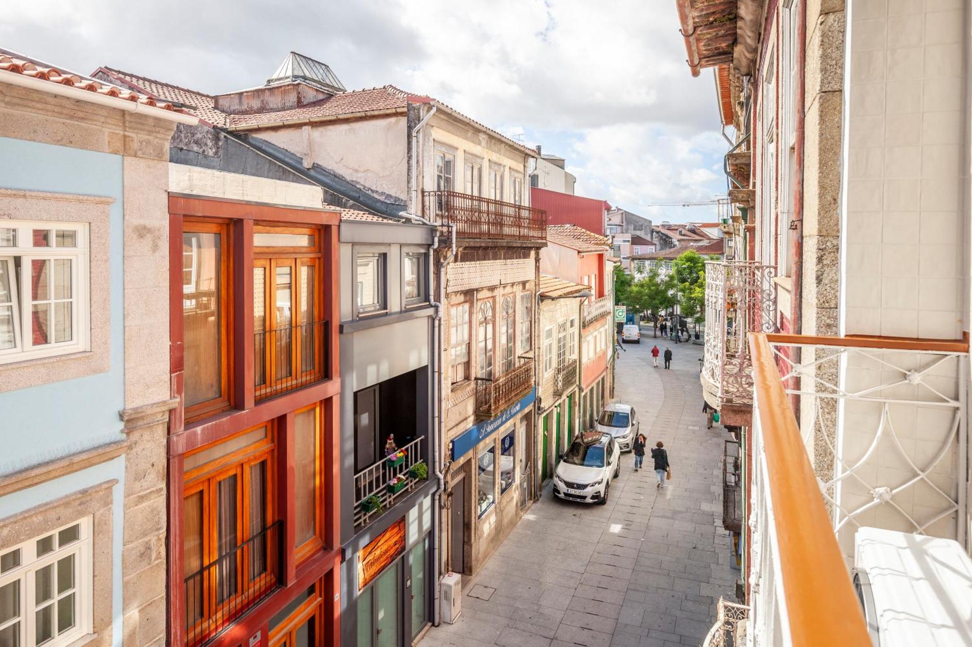 Rooms4You 2 In Historic Center Of Braga Esterno foto