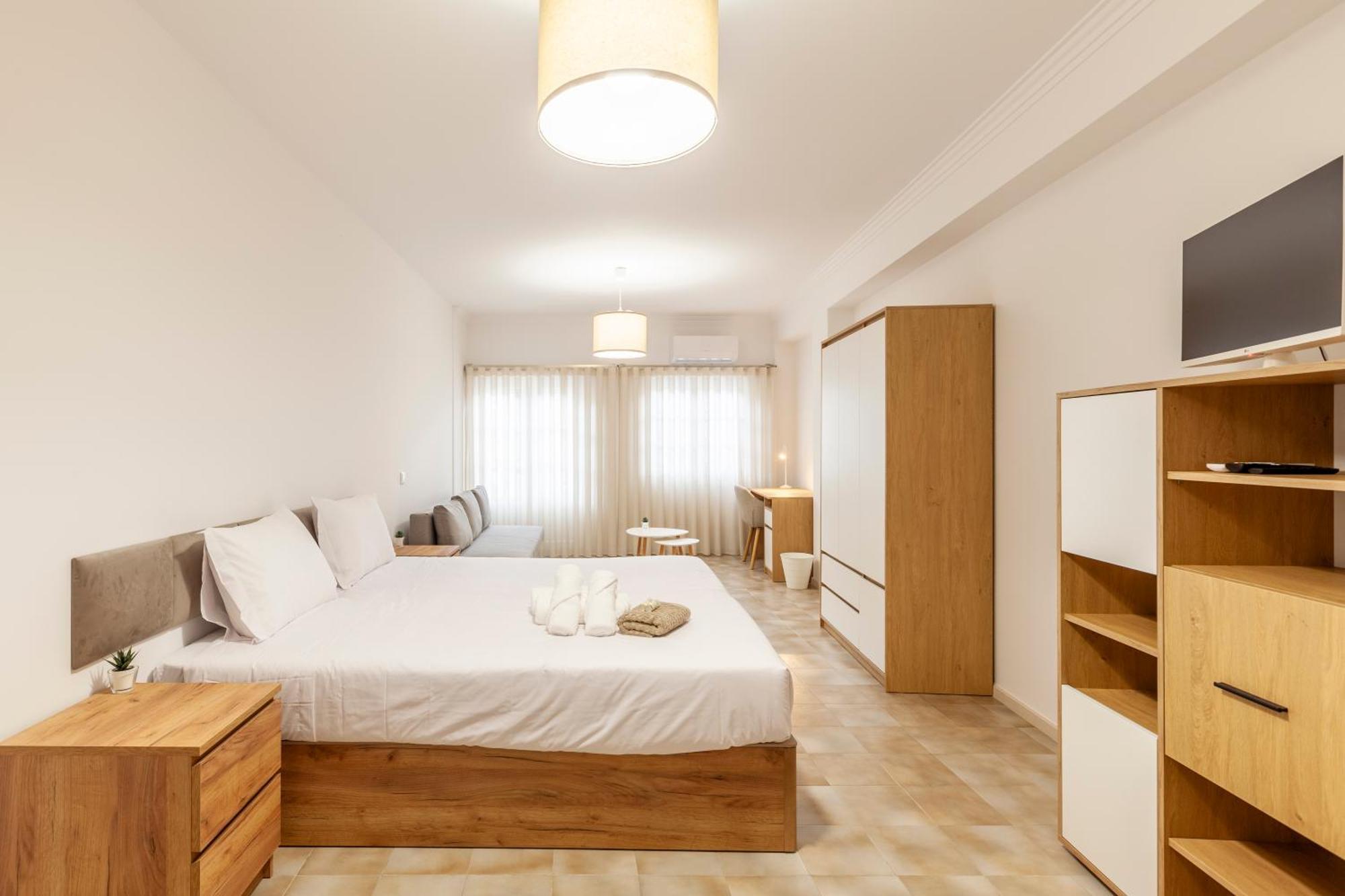 Rooms4You 2 In Historic Center Of Braga Esterno foto